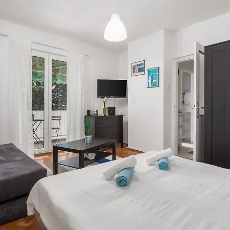 La Perla Appartement *